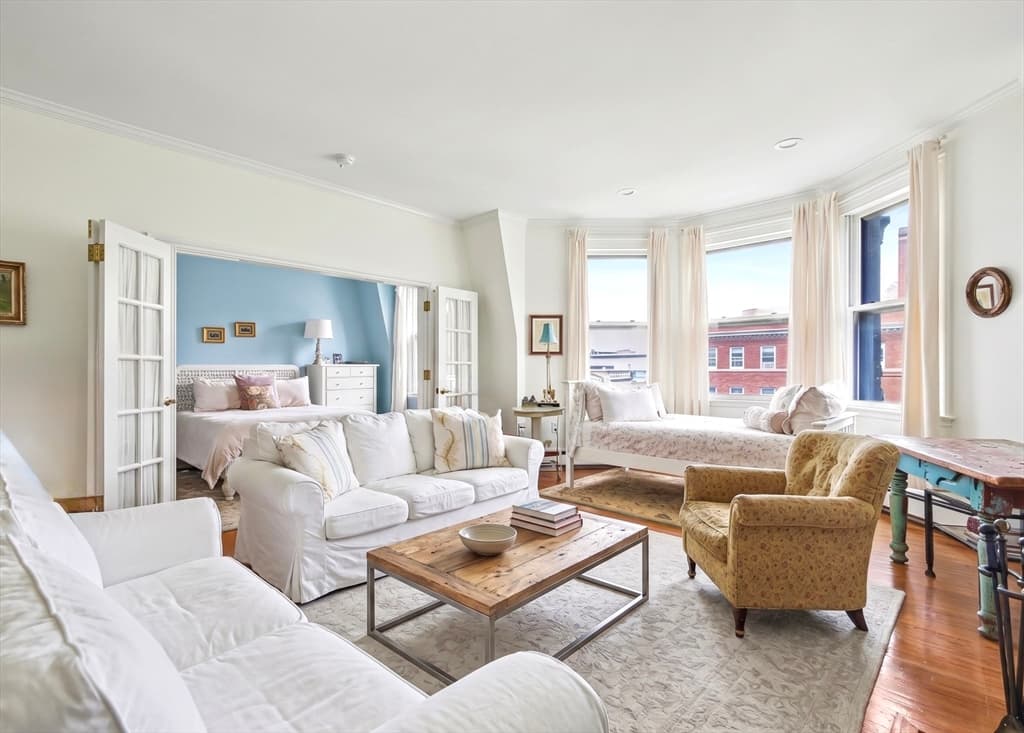 Condominium at 277 Beacon St # 4A, Boston MA 02116, photo 4 of 15