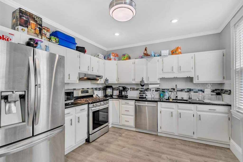 Multi Family at 548 High St, Medford MA 02155, Medford, photo 4 of 28