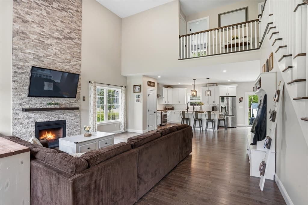 Single Family Residence at 193 Tess Abigail Lane, Swansea MA 02777, Swansea, photo 7 of 32
