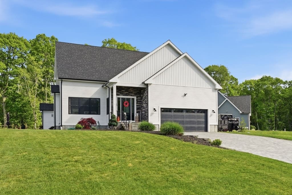 193 Tess Abigail Lane, Swansea MA 02777