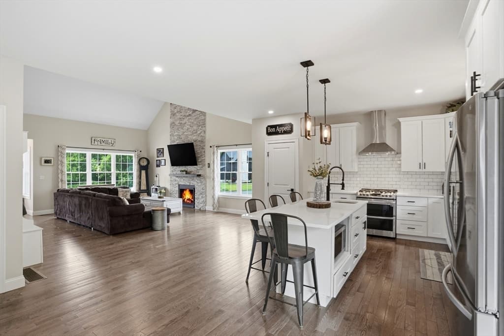 Single Family Residence at 193 Tess Abigail Lane, Swansea MA 02777, Swansea, photo 15 of 32