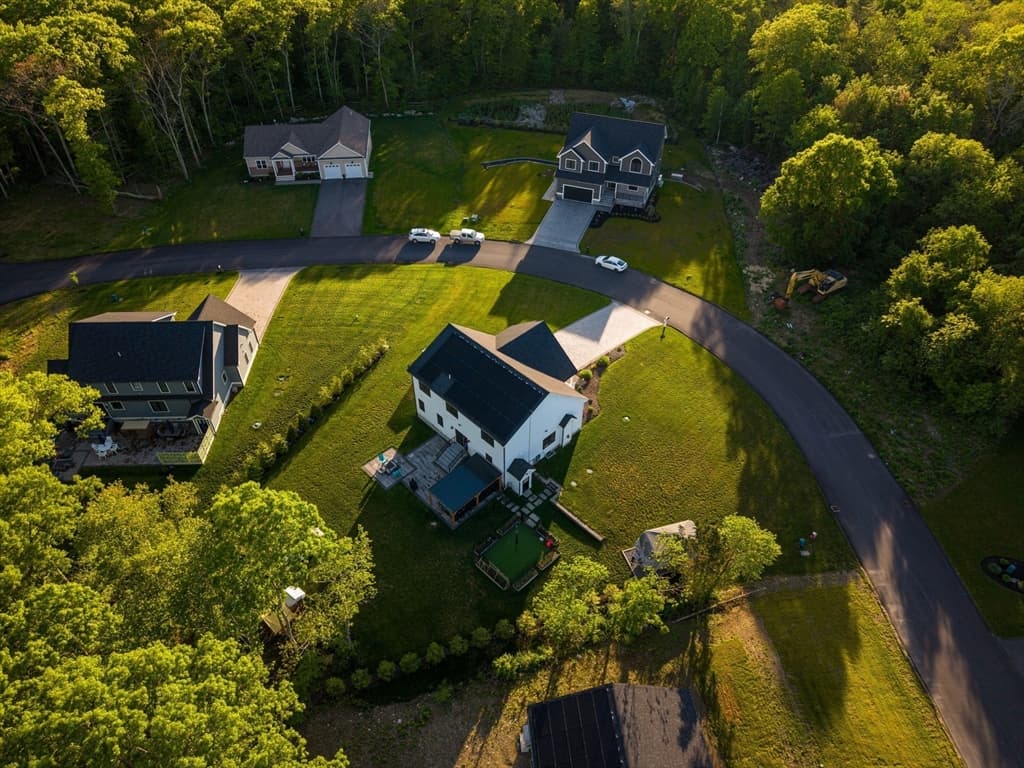 Single Family Residence at 193 Tess Abigail Lane, Swansea MA 02777, Swansea, photo 4 of 32