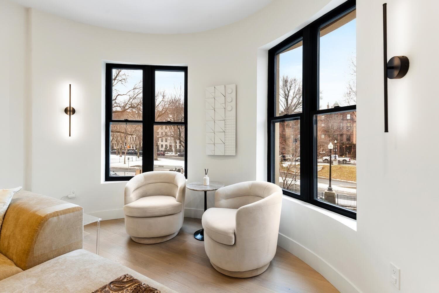 382 Commonwealth Ave Apt 24, Boston MA 02215