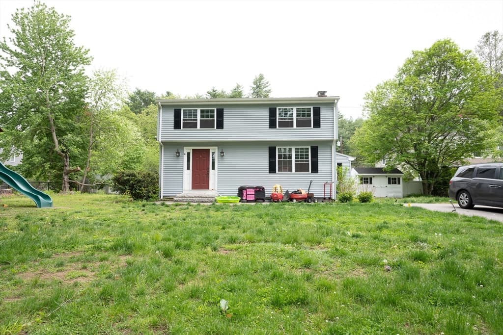 16 Richard Ave, Sudbury MA 01776