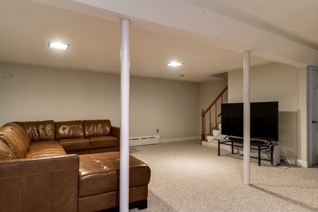 Single Family Residence at 15 Juniper Lane, Dover MA 02030, Dover, photo 22 of 26