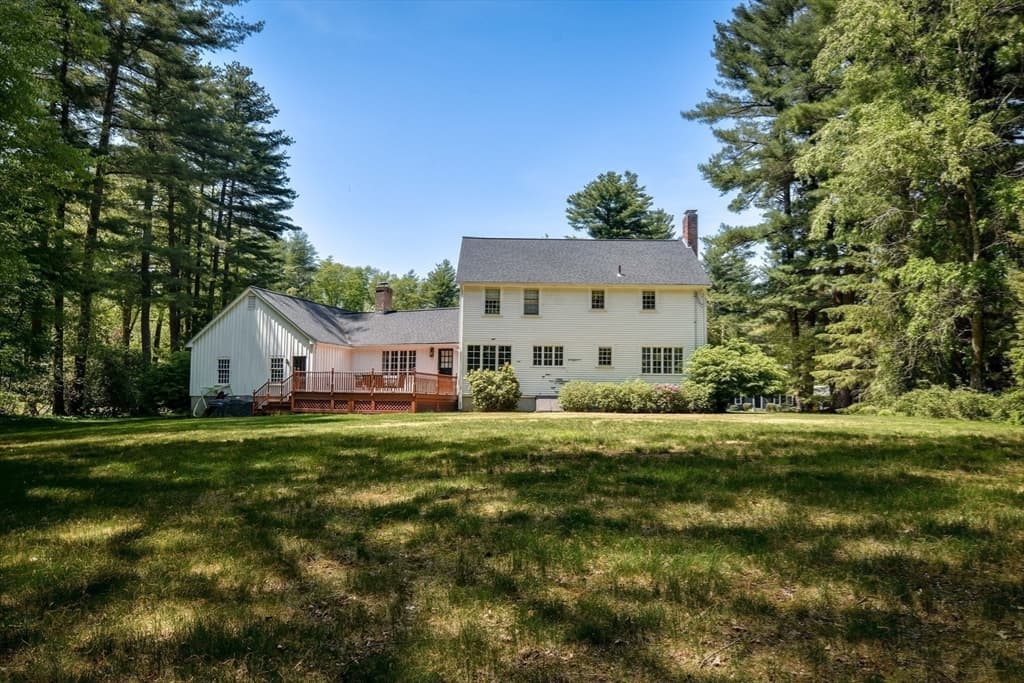 Single Family Residence at 15 Juniper Lane, Dover MA 02030, Dover, photo 3 of 26
