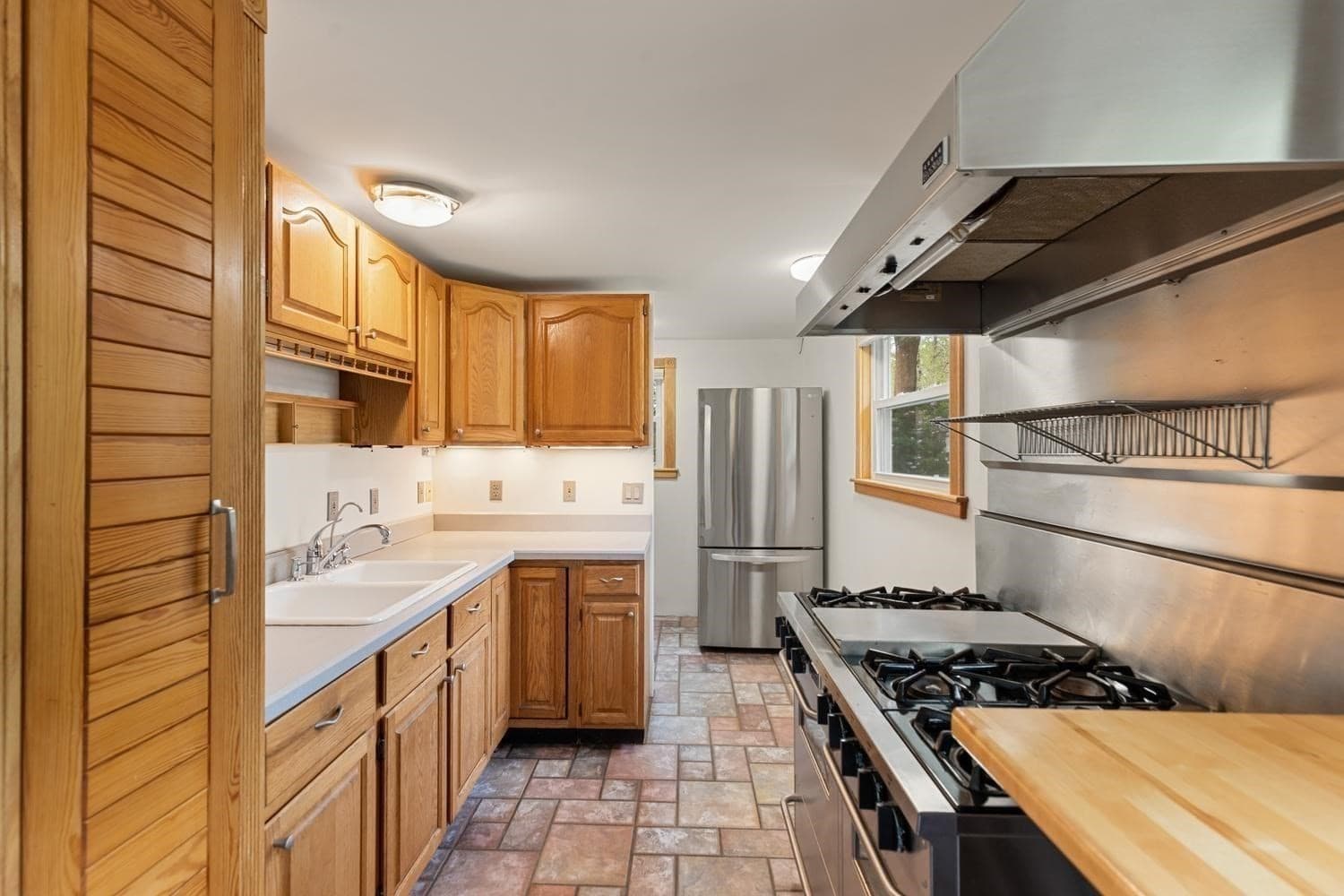 Single Family Residence at 17 Pigeon Hill Street, Rockport MA 01966, photo 12 of 42
