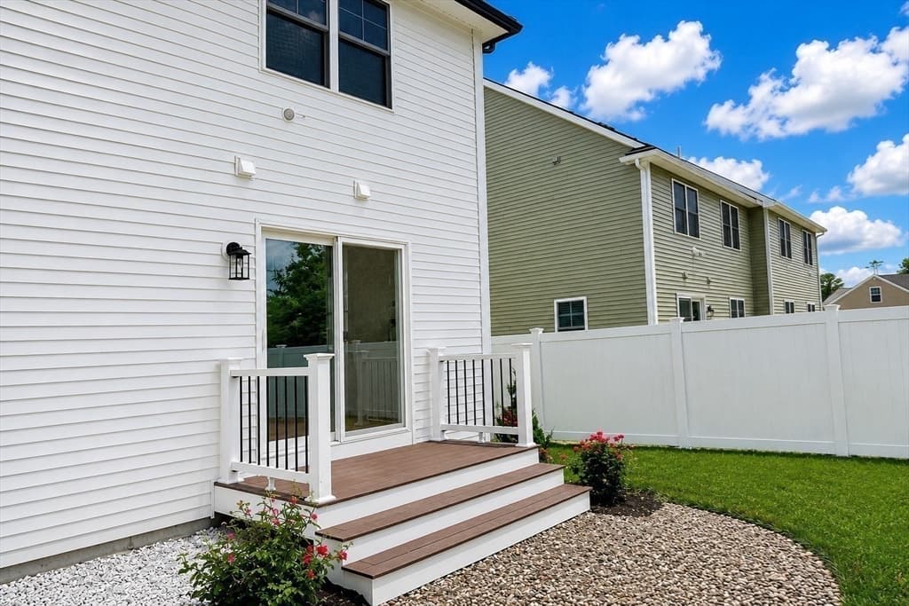 Condominium at 811 Main St # 2, Tewksbury MA 01876, photo 15 of 24