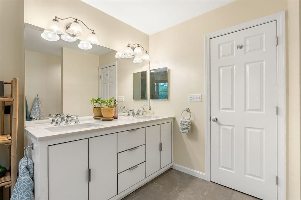 Condominium at 243 Bishops Forest Dr # 243, Waltham MA 02452, photo 24 of 41