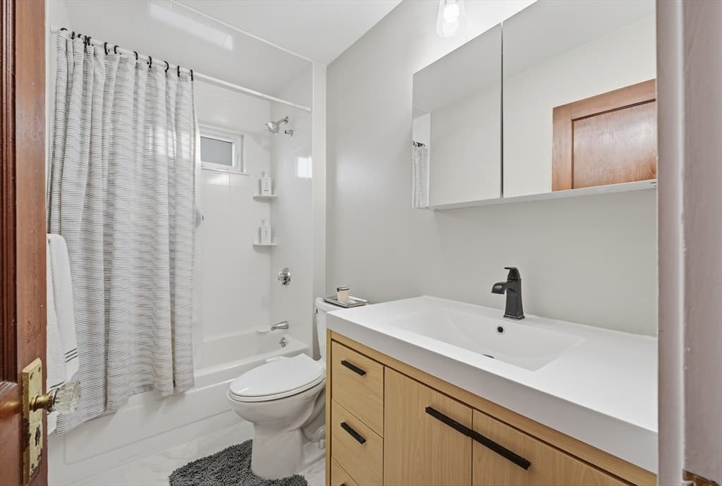 Condominium at 233 Lowell St # 1, Waltham MA 02453, Waltham, photo 13 of 22