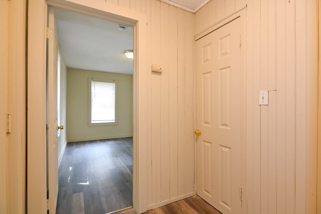 2 Family - 2 Units Up/Down at 10 Essex Ct, Lynn MA 01902, Lynn, photo 24 of 37