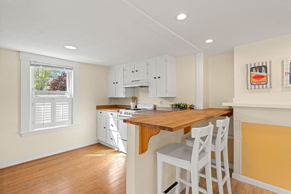 2 Mount Pleasant St # 4, Rockport MA 01966 photo 17