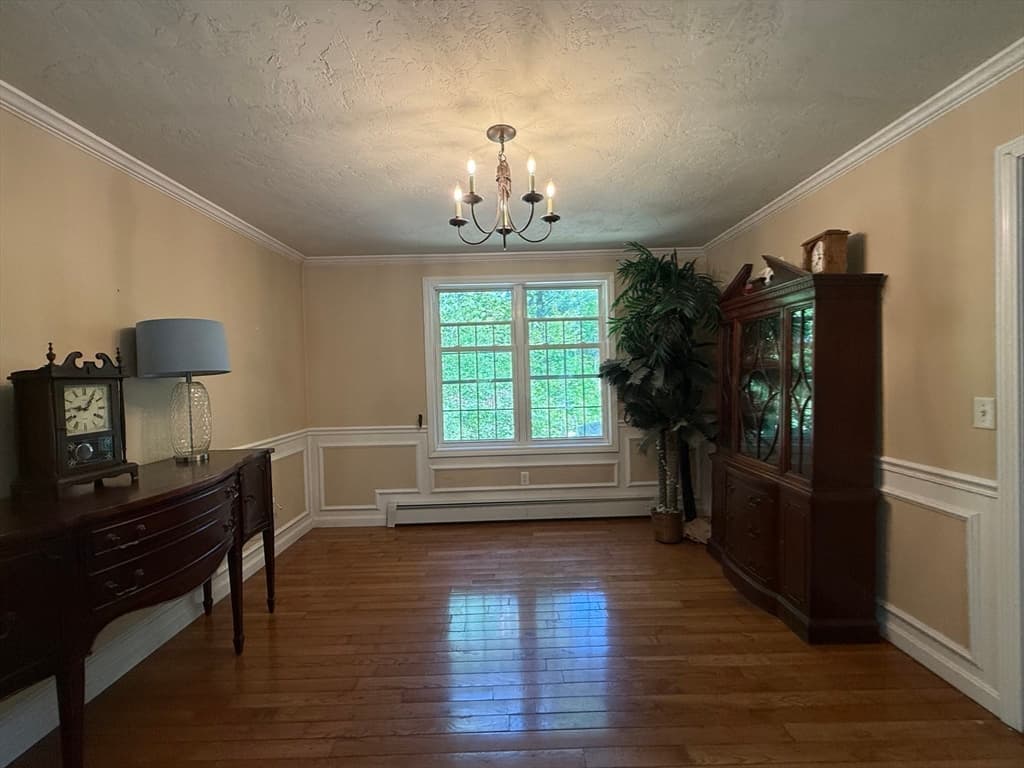 Single Family Residence at 38 Lake Street, Spencer MA 01562, photo 9 of 25