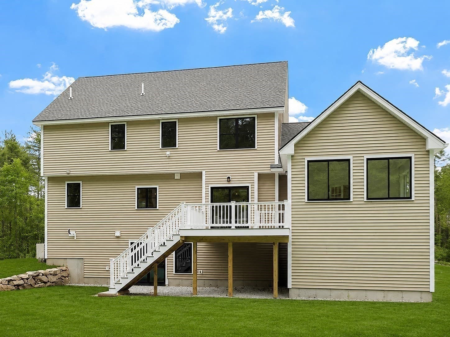 Single Family Residence at 16 Unkety Brook Way, Dunstable MA 01827, photo 5 of 41