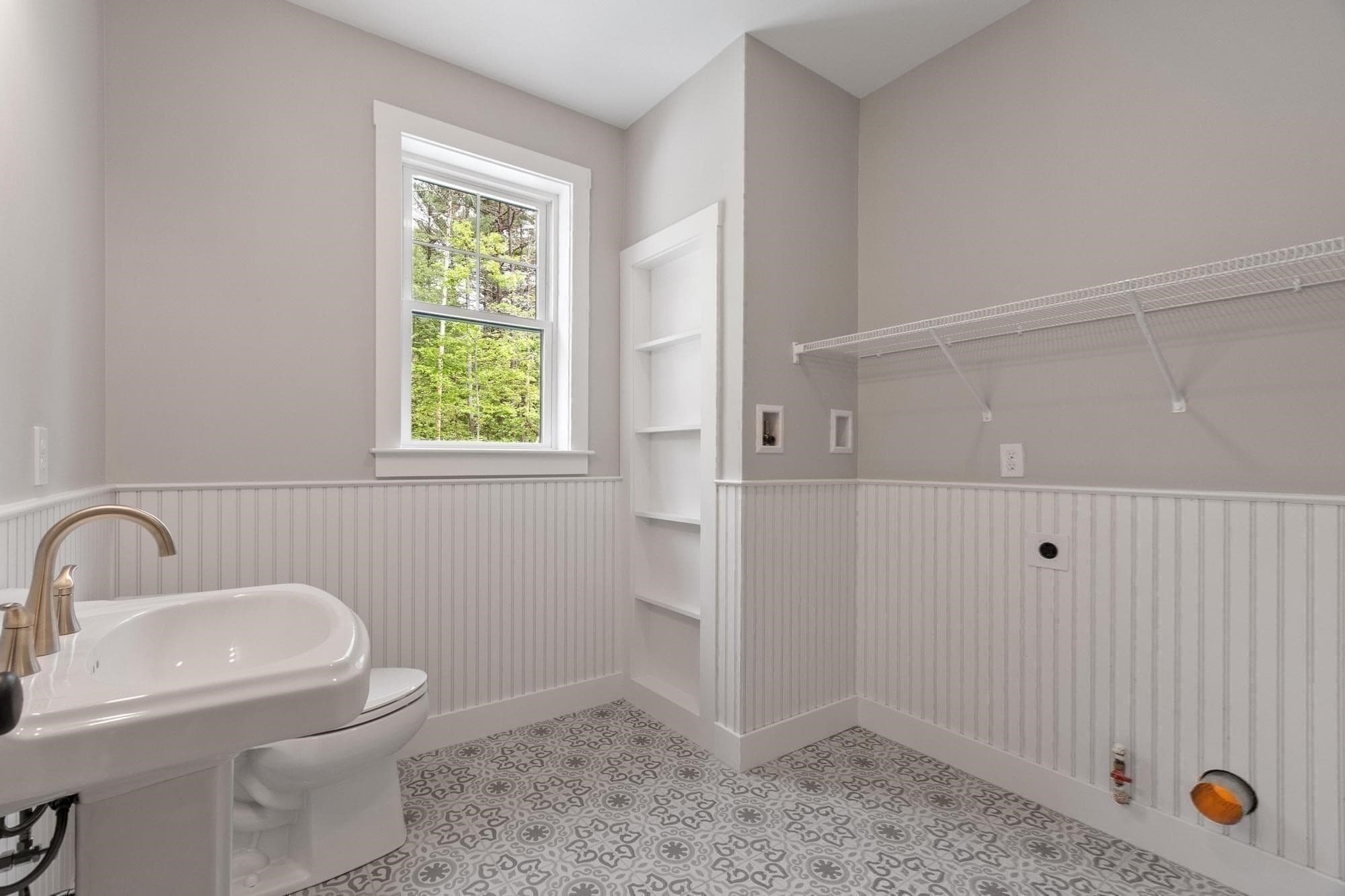 Single Family Residence at 16 Unkety Brook Way, Dunstable MA 01827, photo 18 of 41
