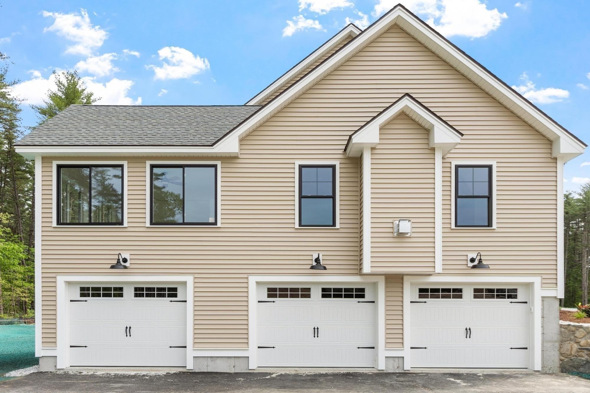 Single Family Residence at 16 Unkety Brook Way, Dunstable MA 01827, photo 4 of 41