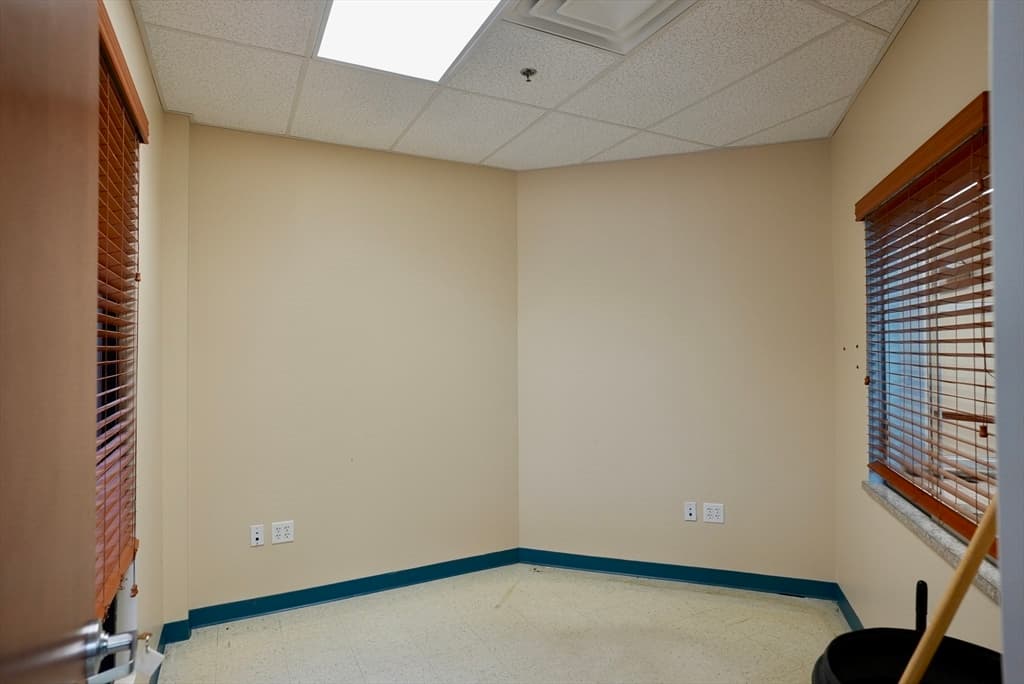 1340 Belmont St, Brockton MA 02301 photo 12