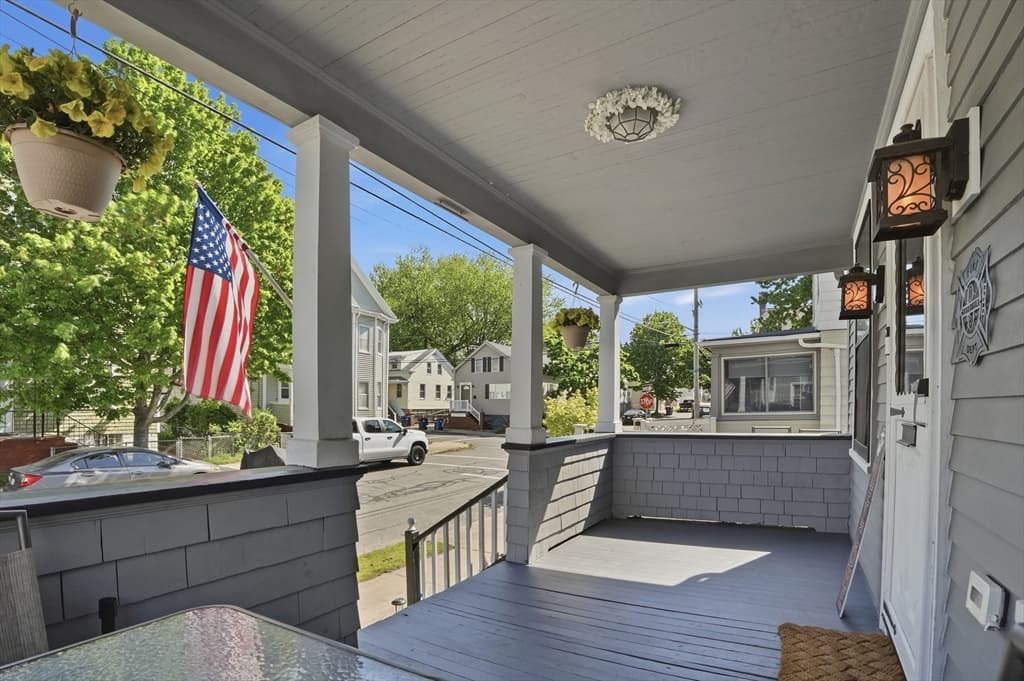 Single Family Residence at 146 Sycamore St, New Bedford MA 02740, New Bedford, photo 3 of 34