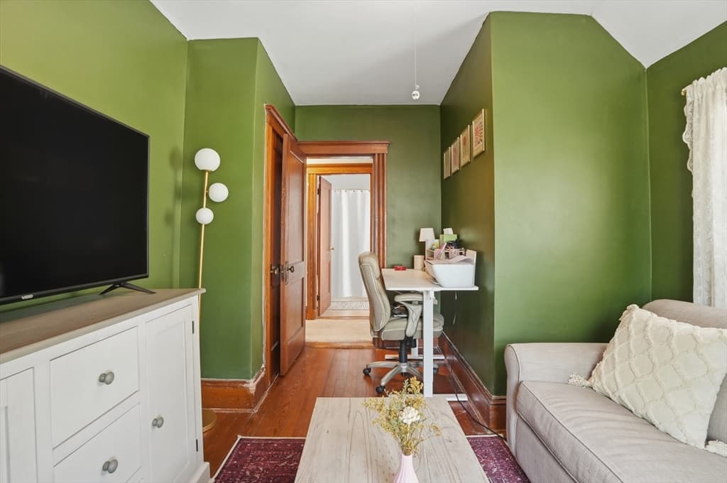 Single Family Residence at 146 Sycamore St, New Bedford MA 02740, New Bedford, photo 20 of 34