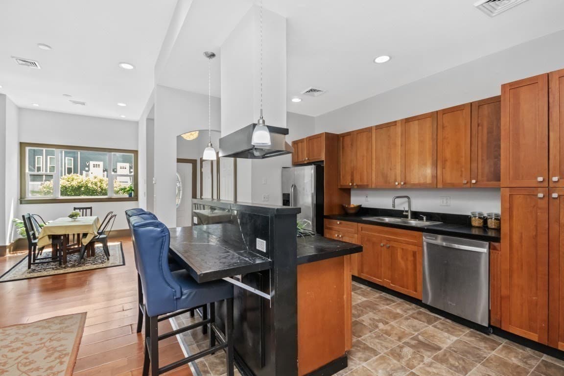 Condominium at 62 Clifford St # A, Boston MA 02119, photo 2 of 16