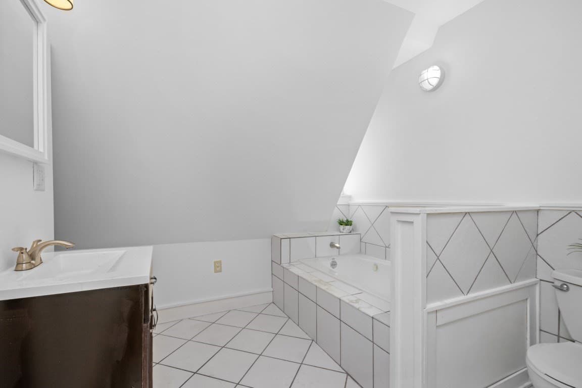 Condominium at 62 Clifford St # A, Boston MA 02119, photo 10 of 16