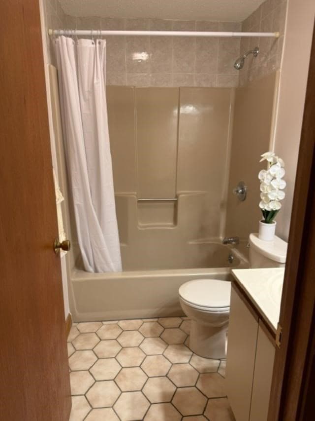 Condominium at 5 Meadowhill Ct # 44, Easton MA 02375, photo 10 of 27