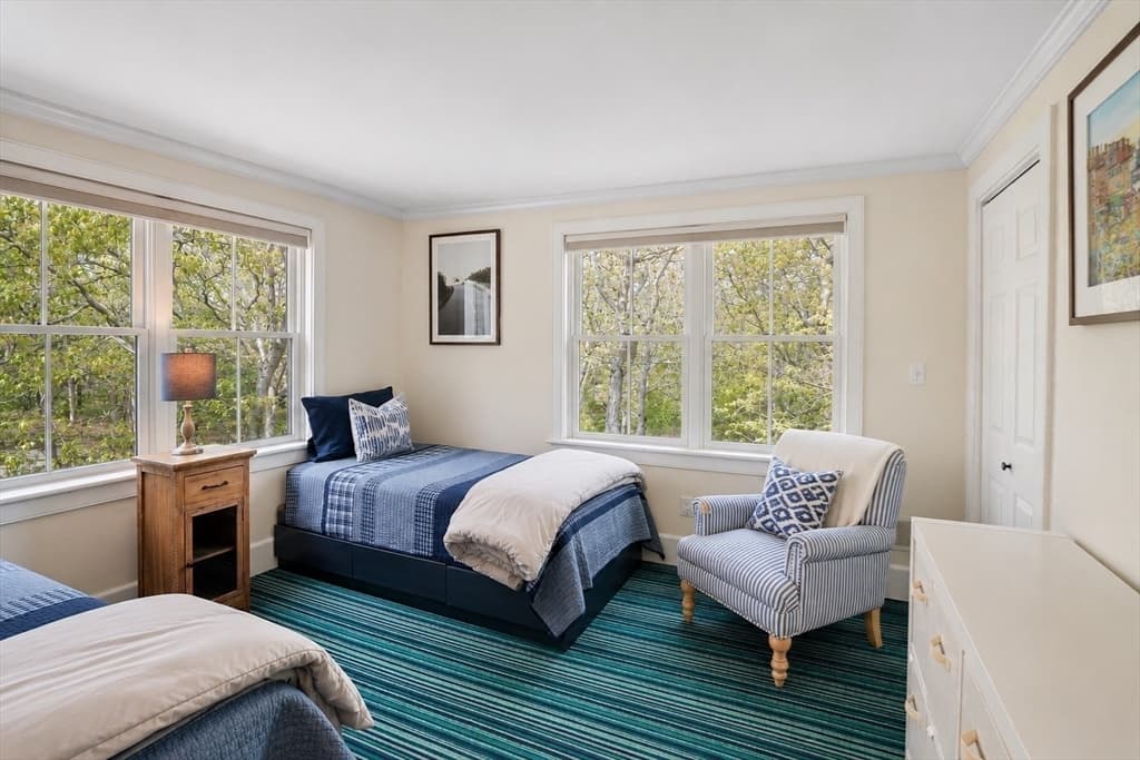 Single Family Residence at 10 North Bog Rd, Edgartown MA 02539, Edgartown, photo 21 of 34