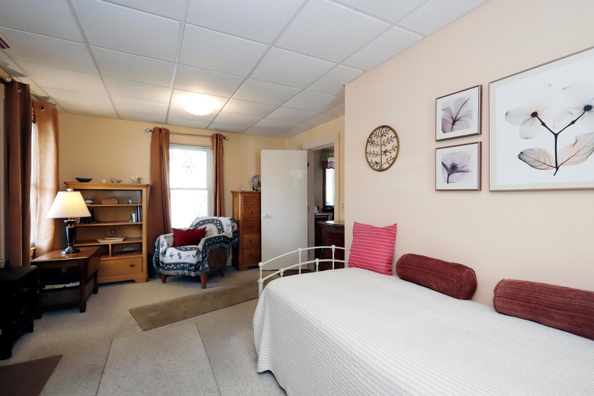 Single Family Residence at 5 Anthony St, Acushnet MA 02743, Acushnet, photo 13 of 37