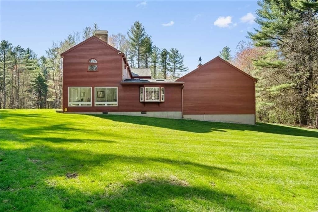 Single Family Residence at 9 Bay Path Dr, Boylston MA 01505, Boylston, photo 40 of 42