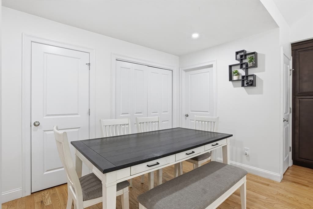 Condominium at 1 Patricia Way # 1, Littleton MA 01460, Littleton, photo 6 of 28