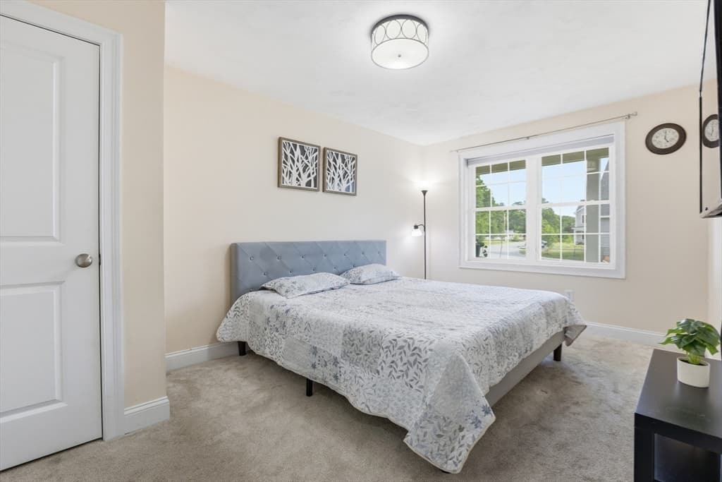 Condominium at 1 Patricia Way # 1, Littleton MA 01460, Littleton, photo 12 of 28
