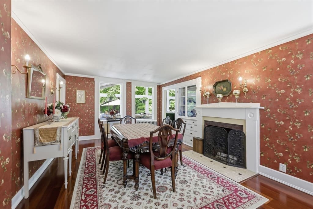 Single Family Residence at 204 Village St, Medway MA 02053, Medway, photo 12 of 42