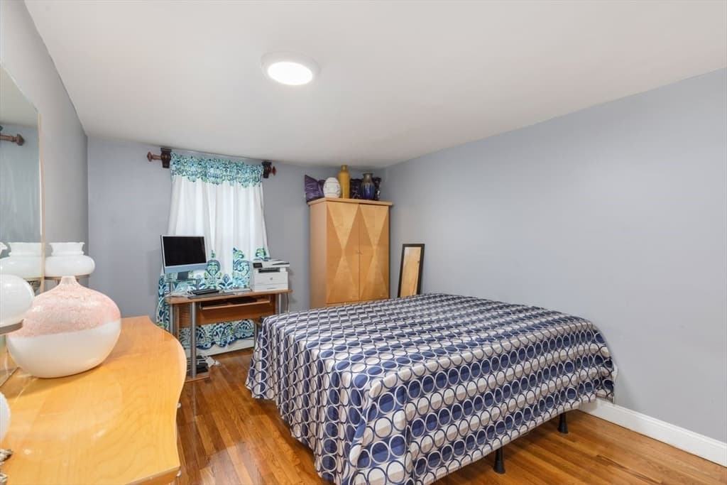 204 Harvard, Medford MA 02155 photo 13