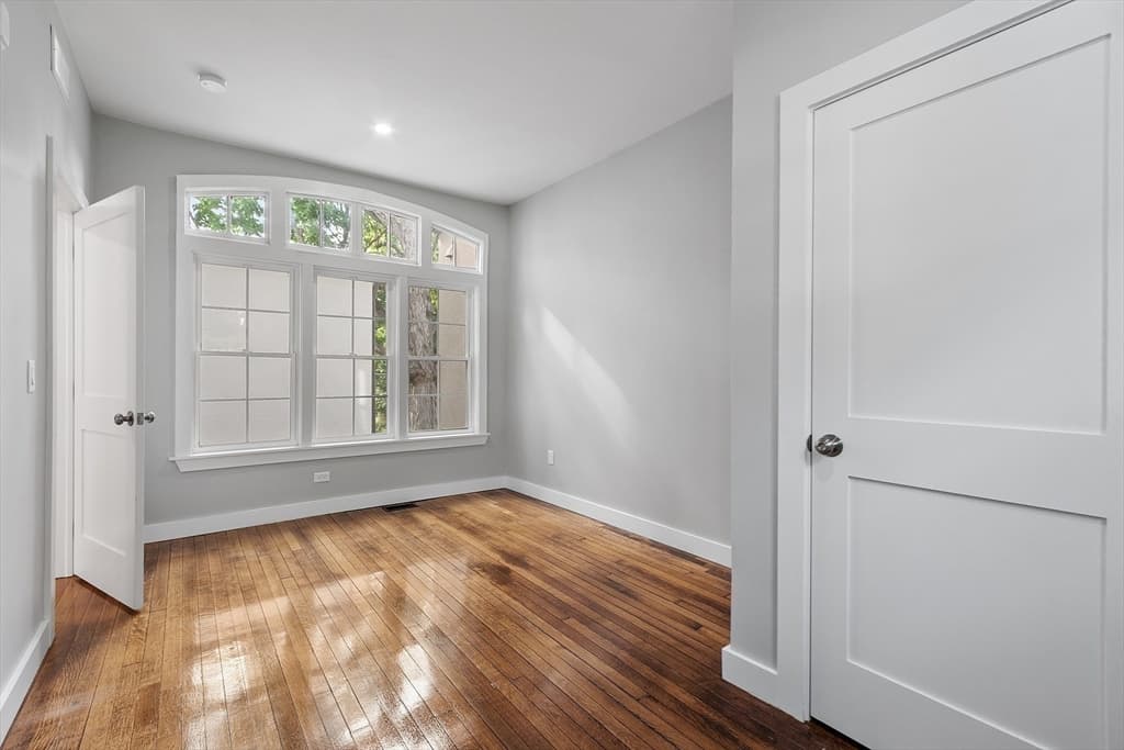 80 South St # 2, Fitchburg MA 01420 photo 8