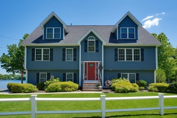 15 Fitz Terrace, Wilmington MA 01887