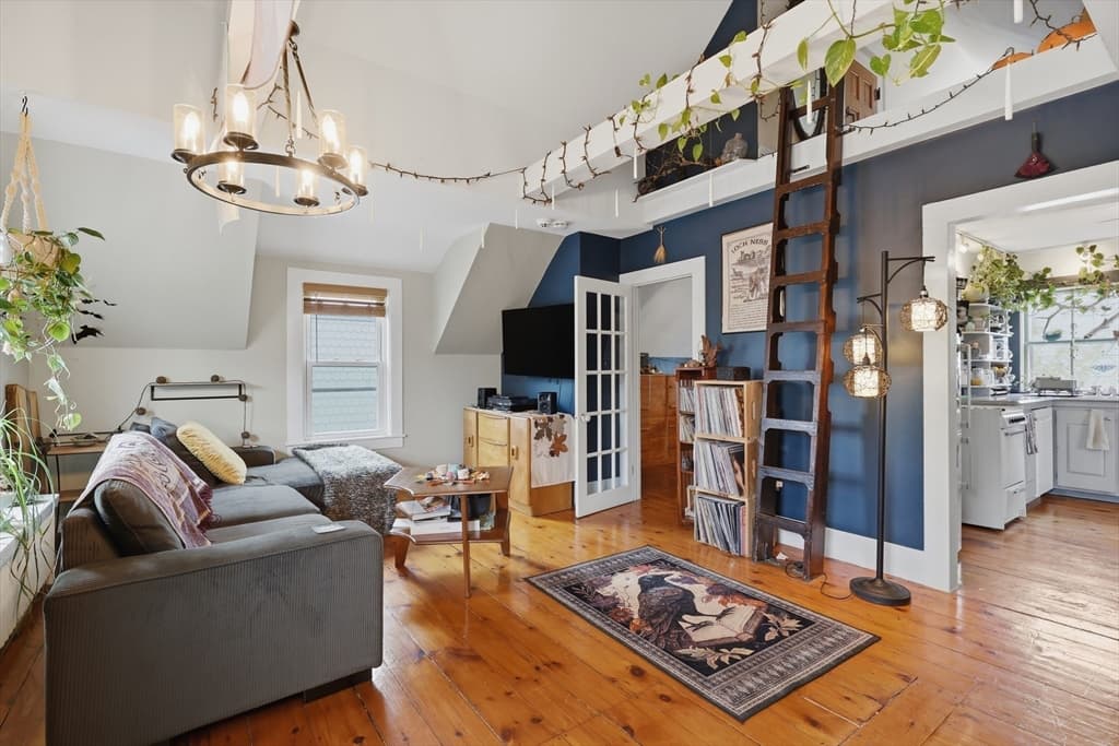 16 Evans Road # 2, Marblehead MA 01945