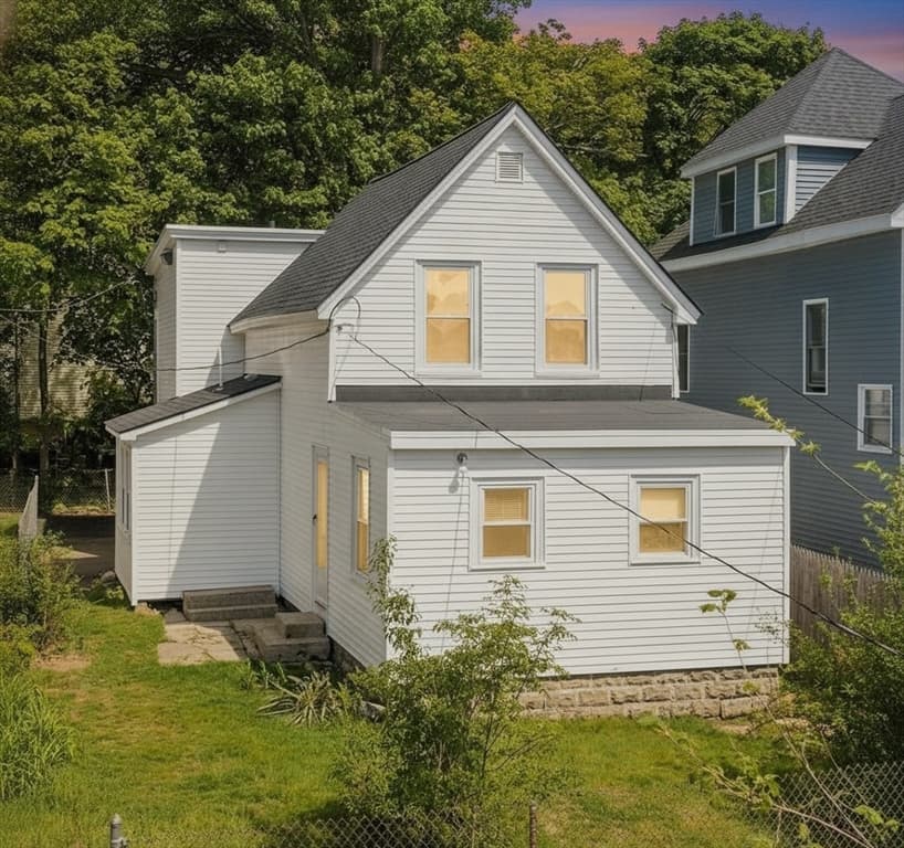 191 High St, Fitchburg MA 01420