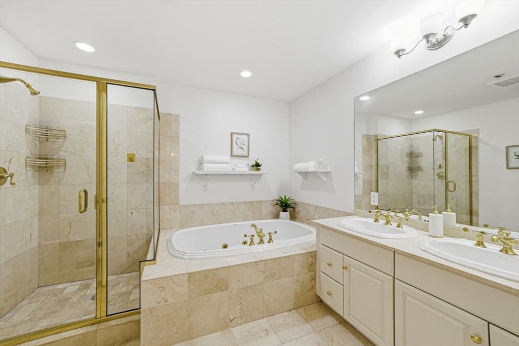 630 Hammond St # 209, Brookline MA 02467 photo 28