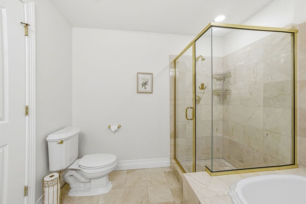 630 Hammond St # 209, Brookline MA 02467 photo 29