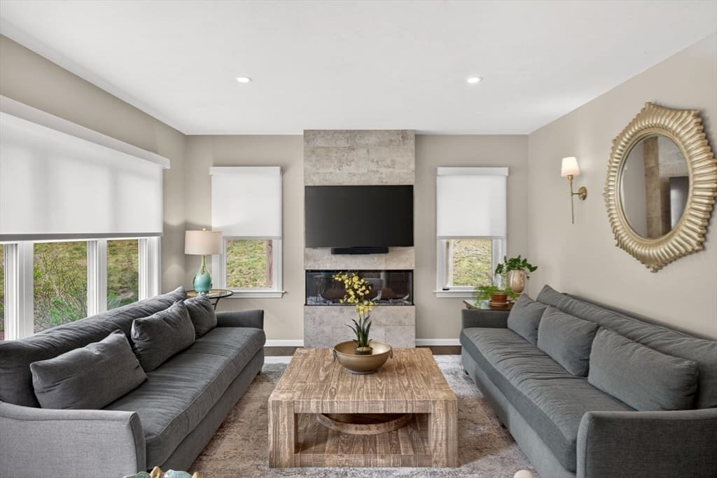 Condominium at 115 Bradstreete Crossing # 115, Plymouth MA 02360, Plymouth, photo 13 of 38