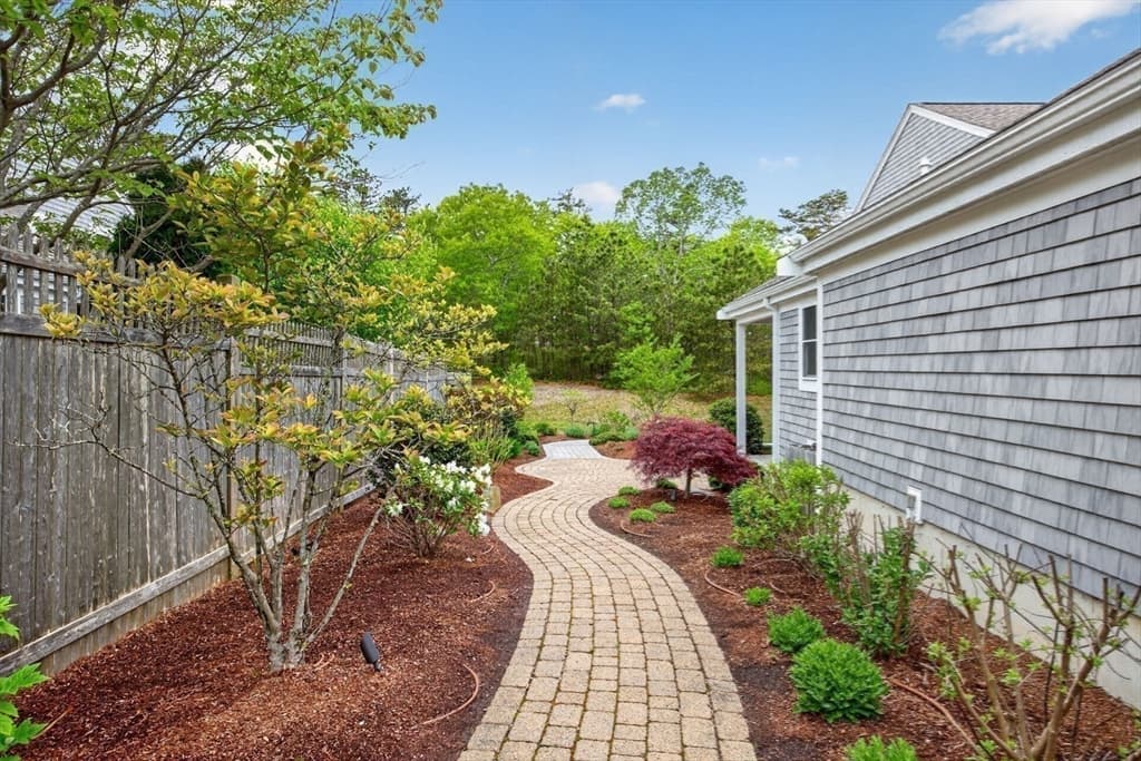 Condominium at 115 Bradstreete Crossing # 115, Plymouth MA 02360, Plymouth, photo 19 of 38