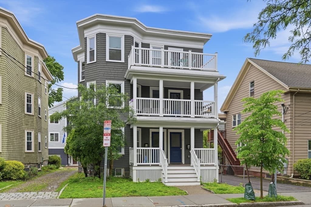 29-31 Cushing St # 3, Cambridge MA 02138