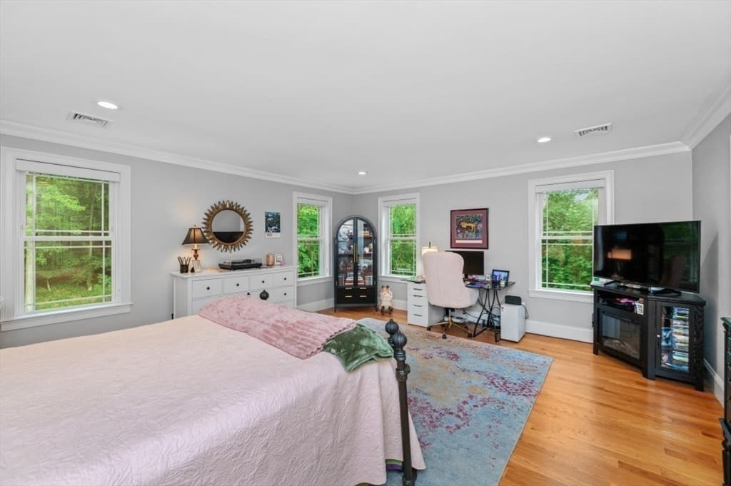 456 Chestnut St, Needham MA 02492 photo 23