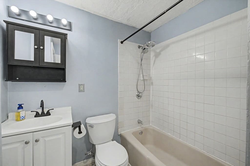 351 Pawtucket Blvd # 7, Lowell MA 01854 photo 25