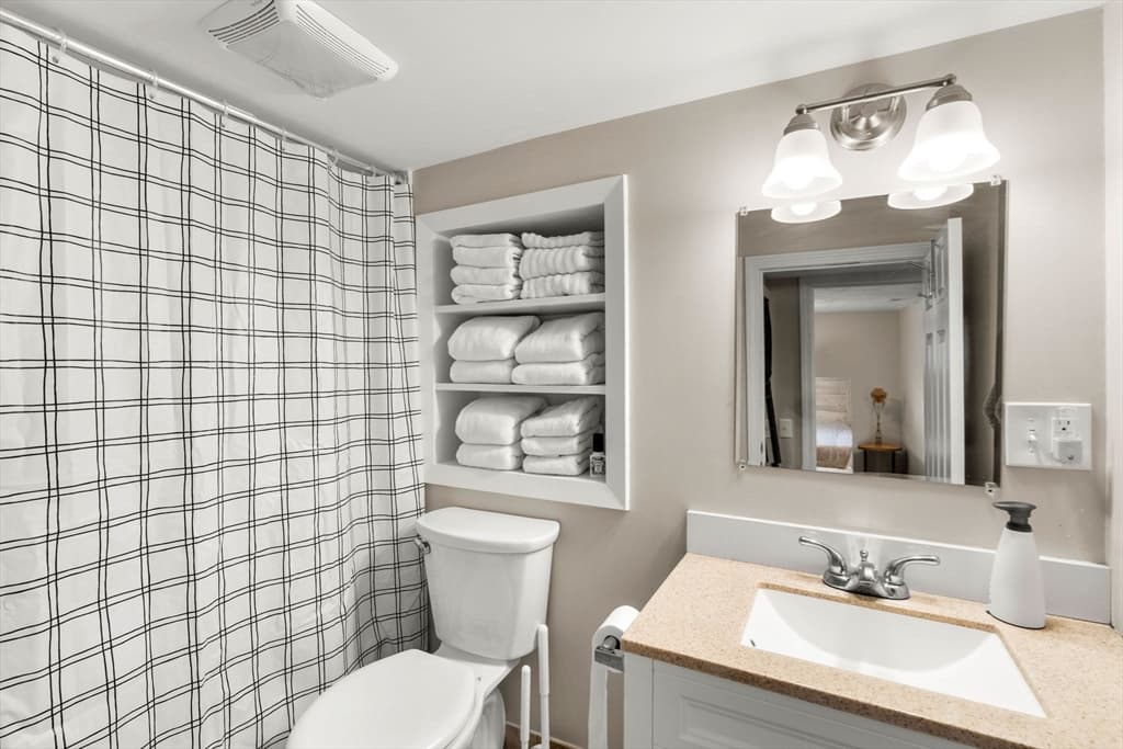 120 Dolphin, Revere MA 02151 photo 5
