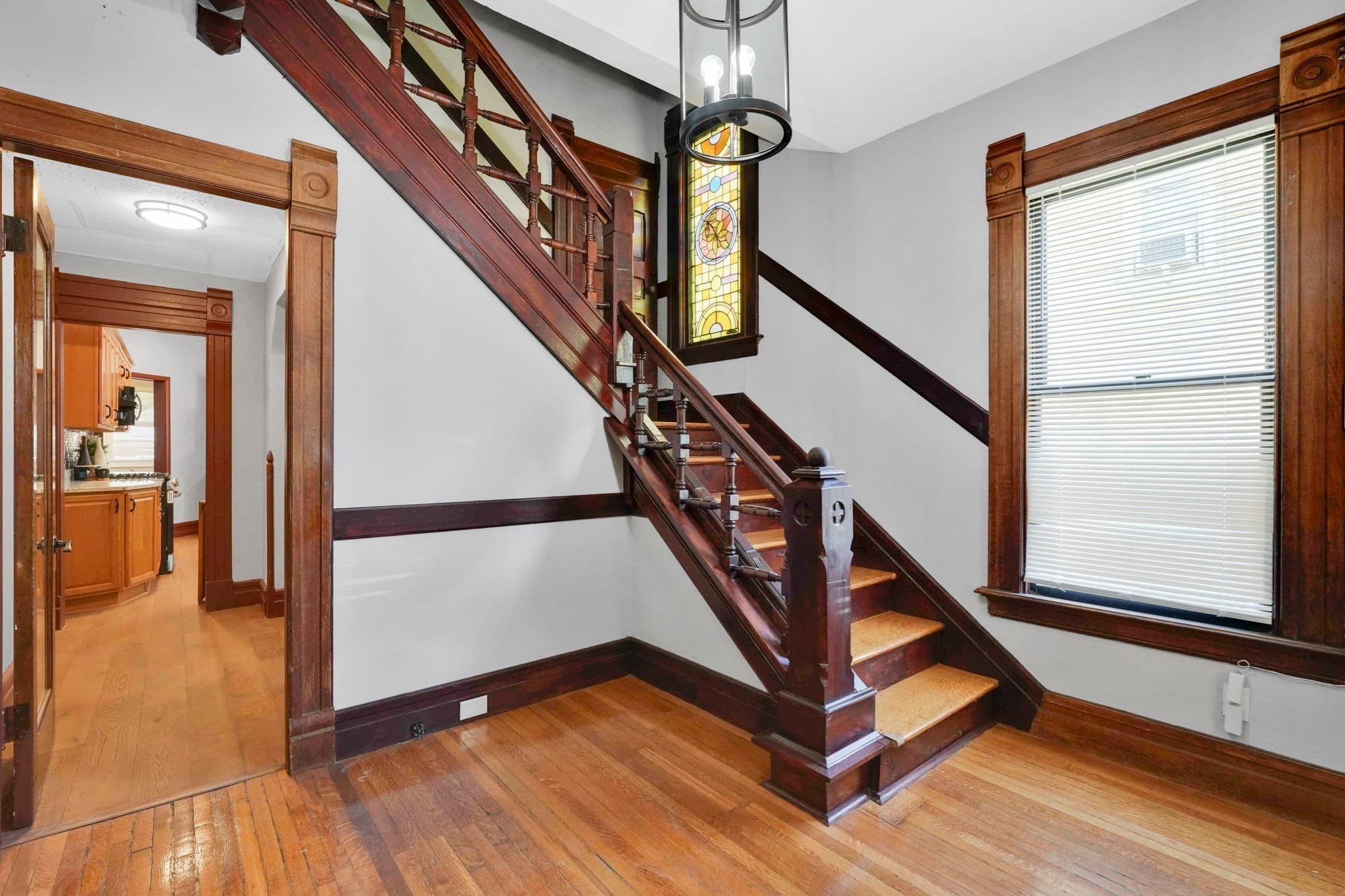 Single Family Residence at 288 Saint James Ave, Springfield MA 01109, Springfield, photo 3 of 41