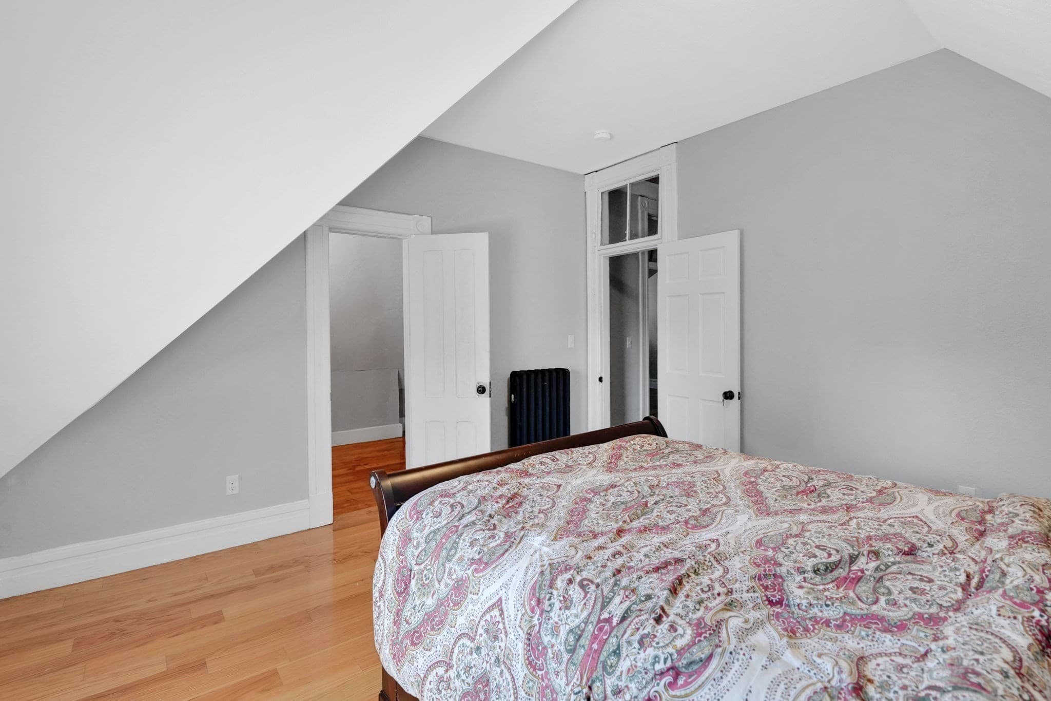 Single Family Residence at 288 Saint James Ave, Springfield MA 01109, Springfield, photo 38 of 41