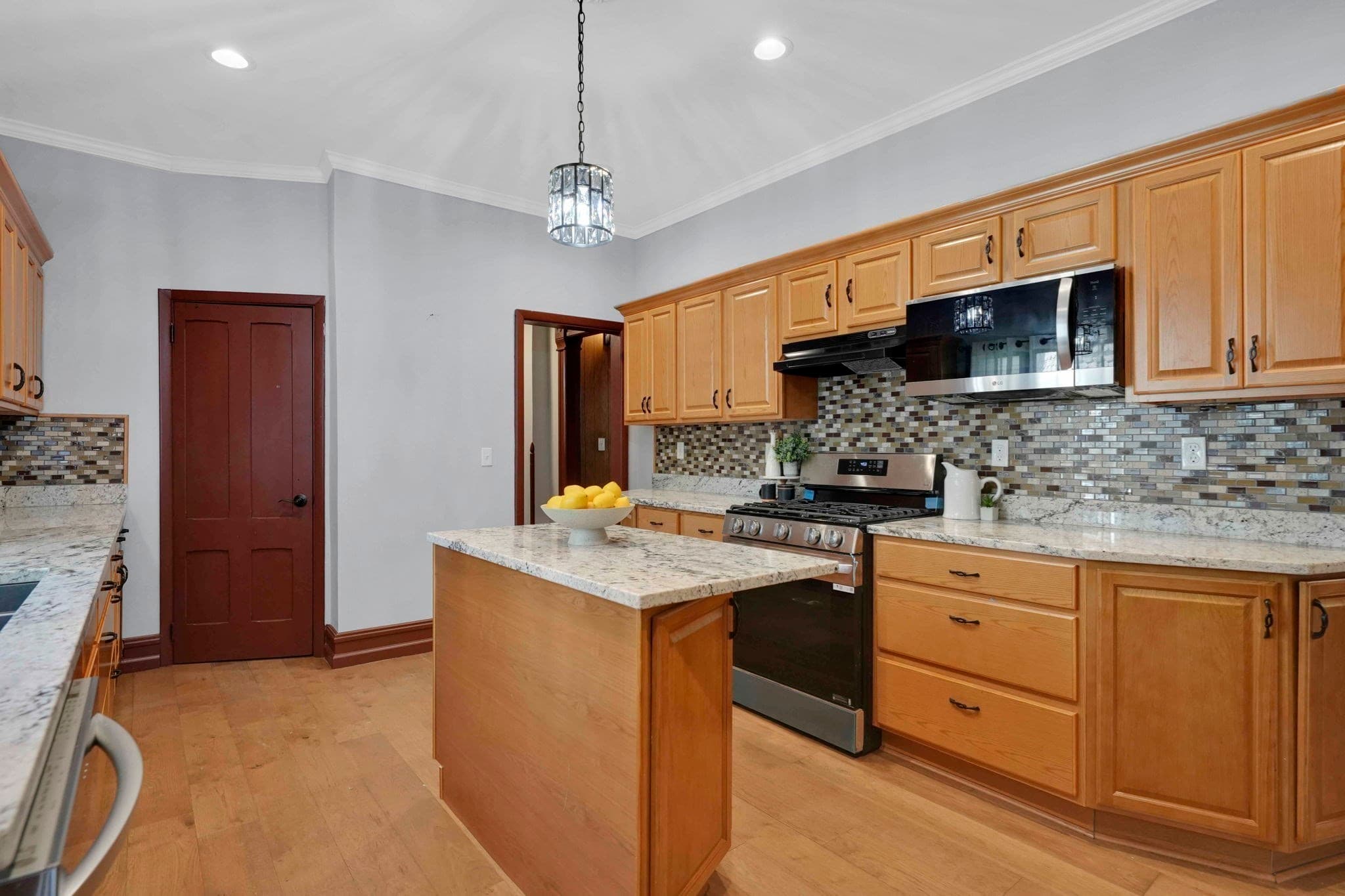 Single Family Residence at 288 Saint James Ave, Springfield MA 01109, Springfield, photo 14 of 41