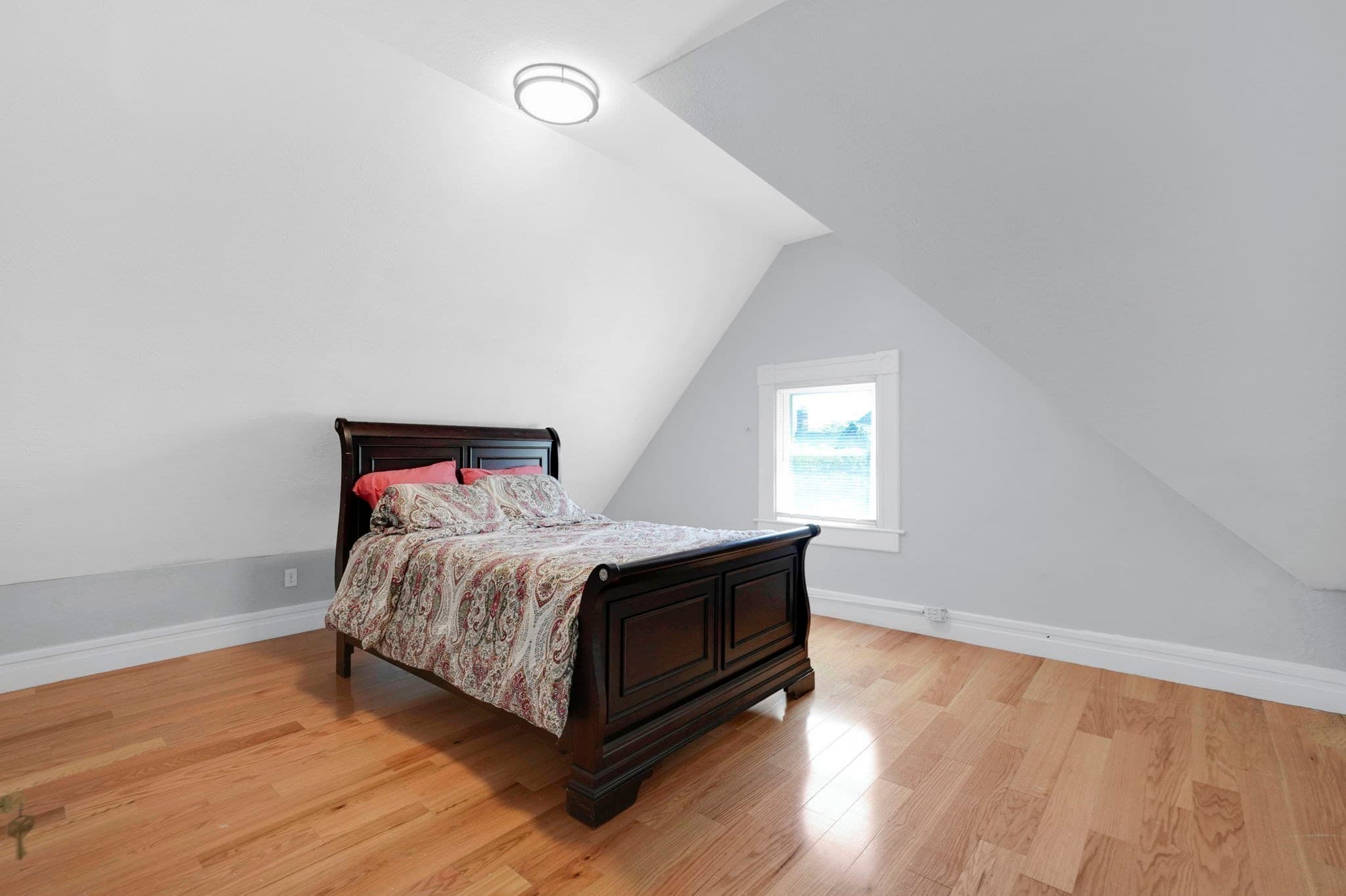Single Family Residence at 288 Saint James Ave, Springfield MA 01109, Springfield, photo 37 of 41