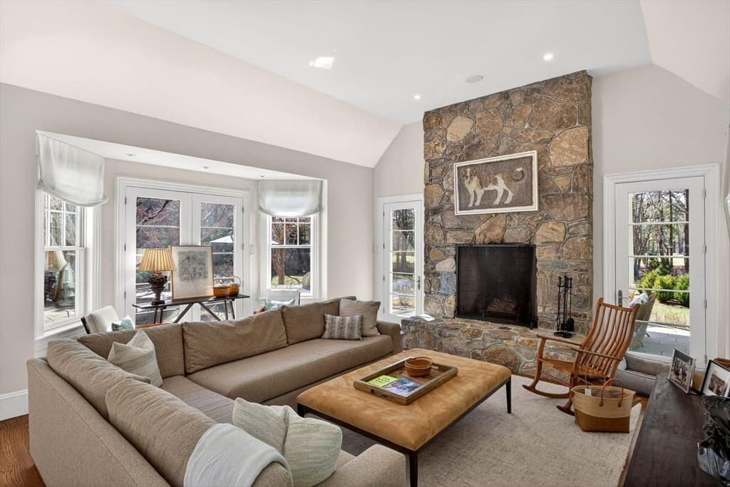 179 Pineleigh Path, Barnstable MA 02655 photo 10